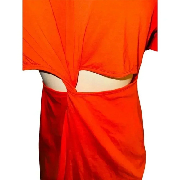FUTURE
COLLECTIVE  Orange Knotted Cut-Out T-Shirt Dress Size M Short Sleeve - Picture 5 of 13
